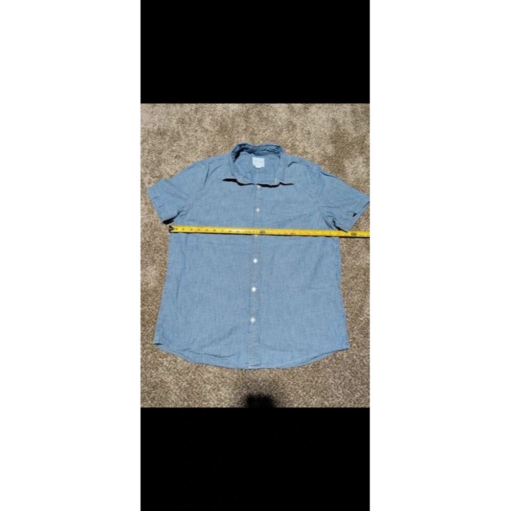 American Eagle Button Up
